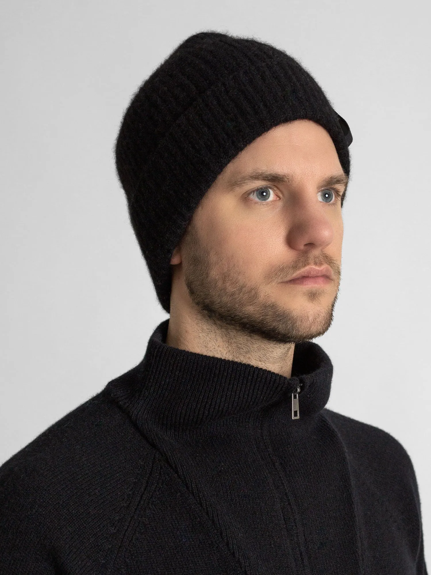 Cashmere beanie men "Ask" - black