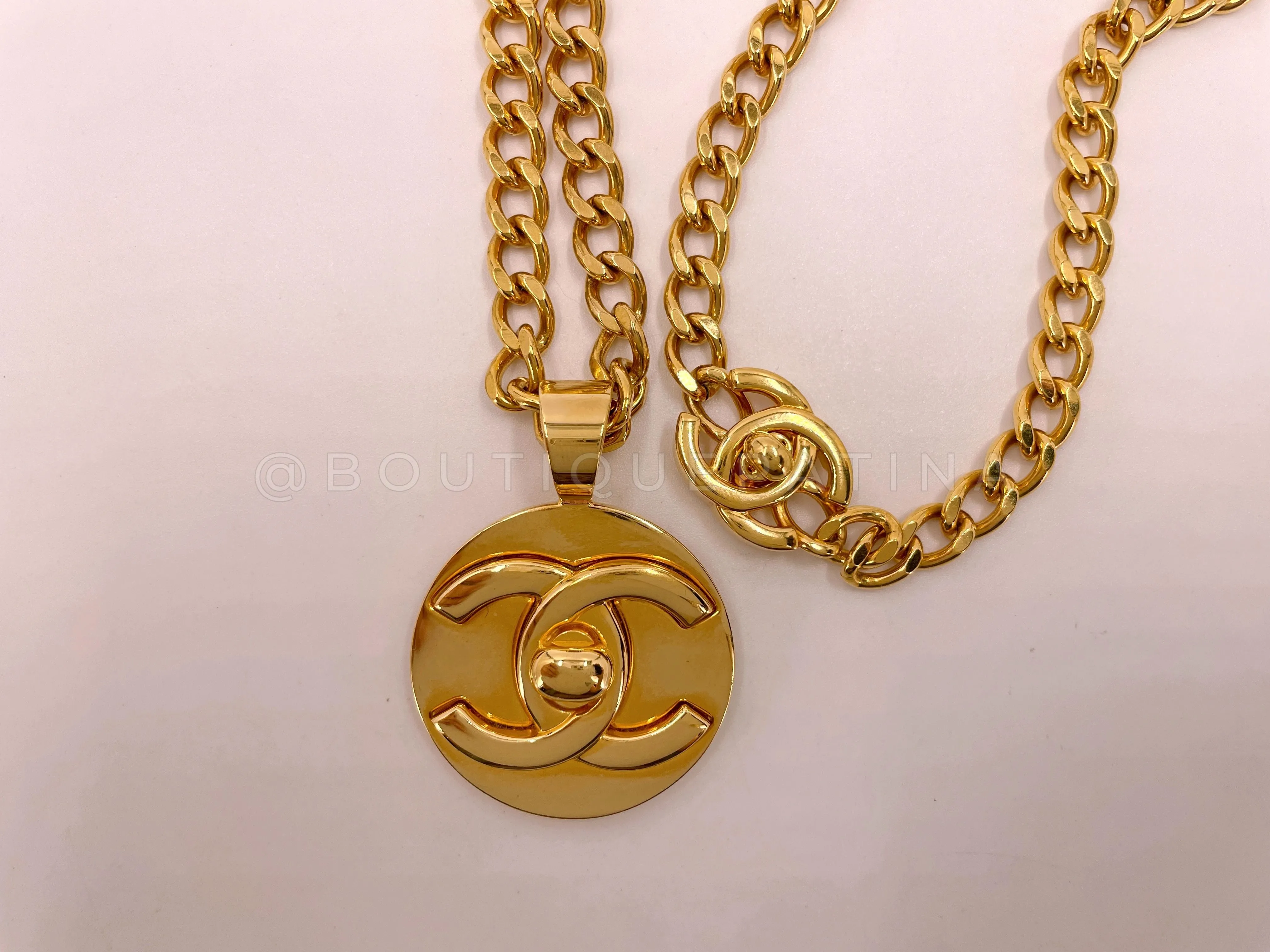 Chanel 97A Vintage Large Medallion Double Turnlock CC Long Necklace Gold