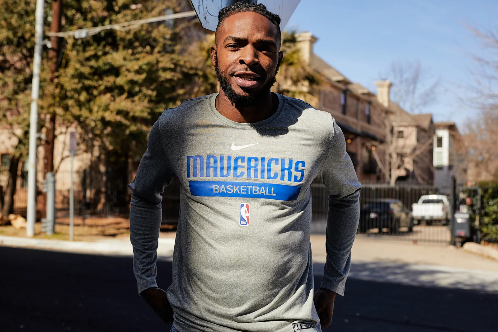 DALLAS MAVERICKS NIKE 22-23 GREY PRACTICE LONG SLEEVE TEE