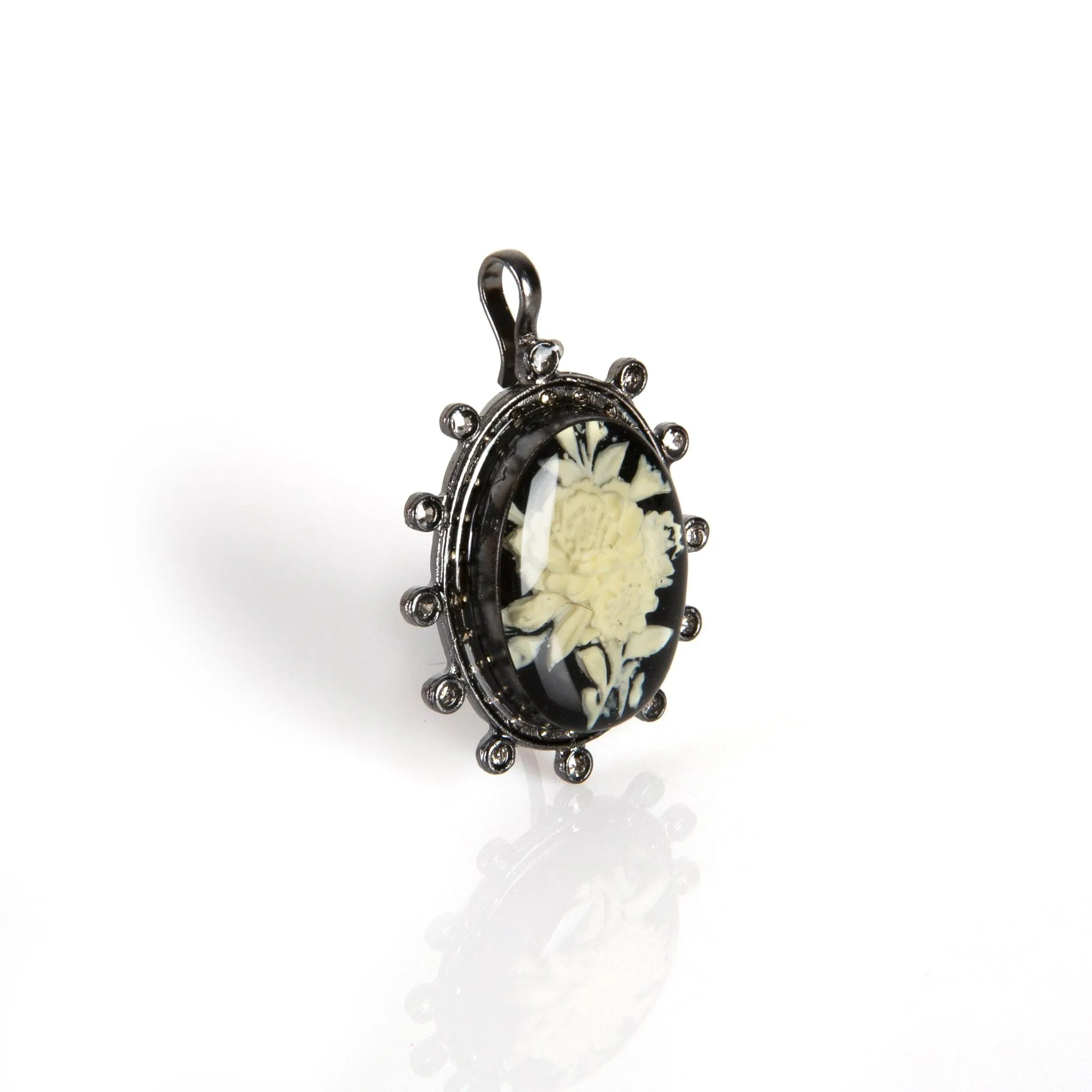 Floral Cameo Small Medallion