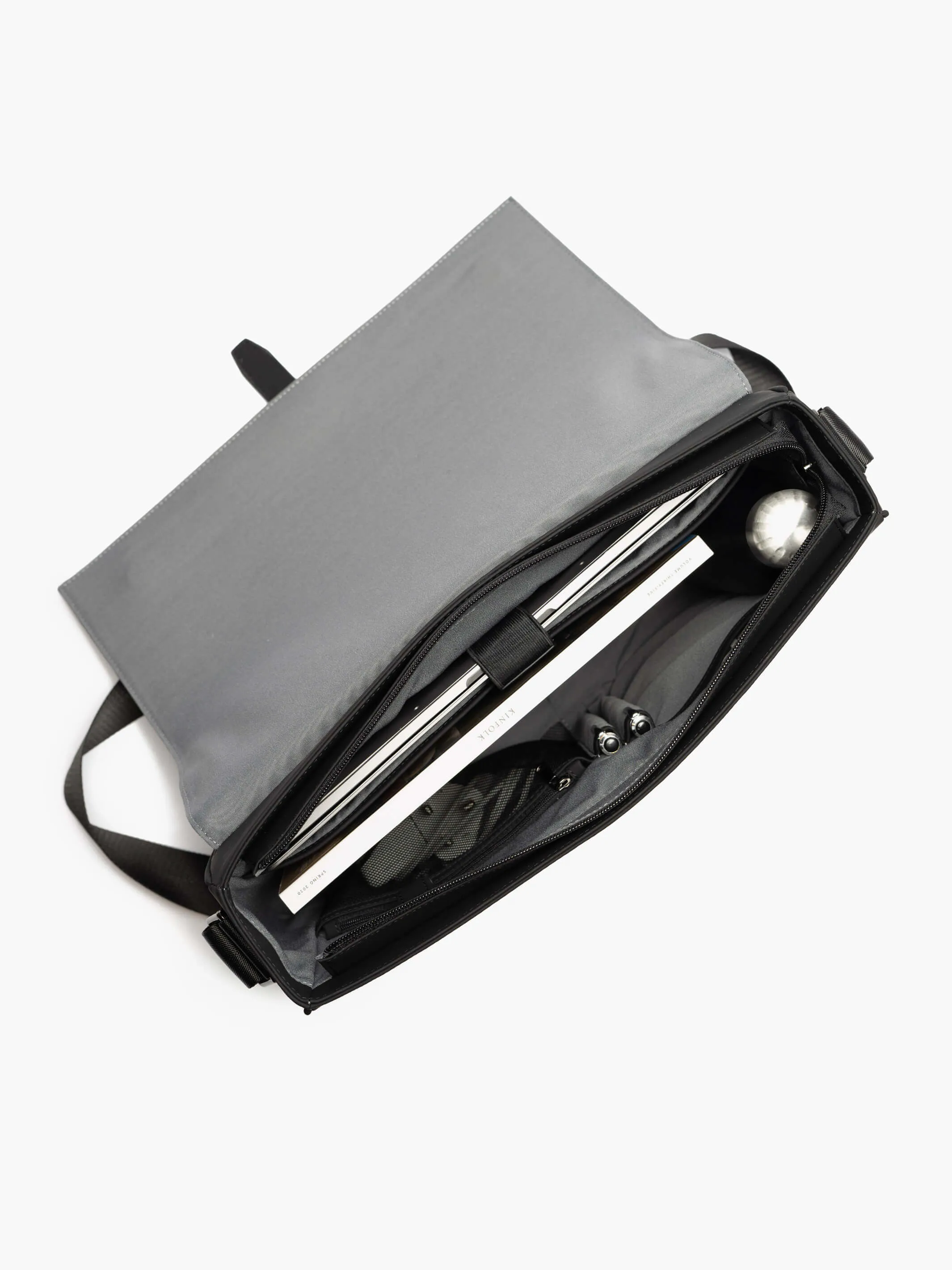 Helix Waterproof Laptop Messenger