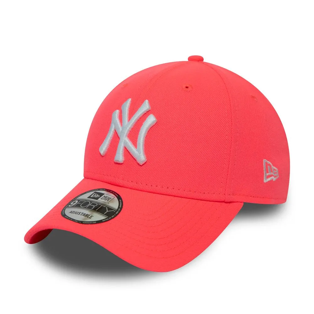 MLB New York Yankees League Essential Neon Pack