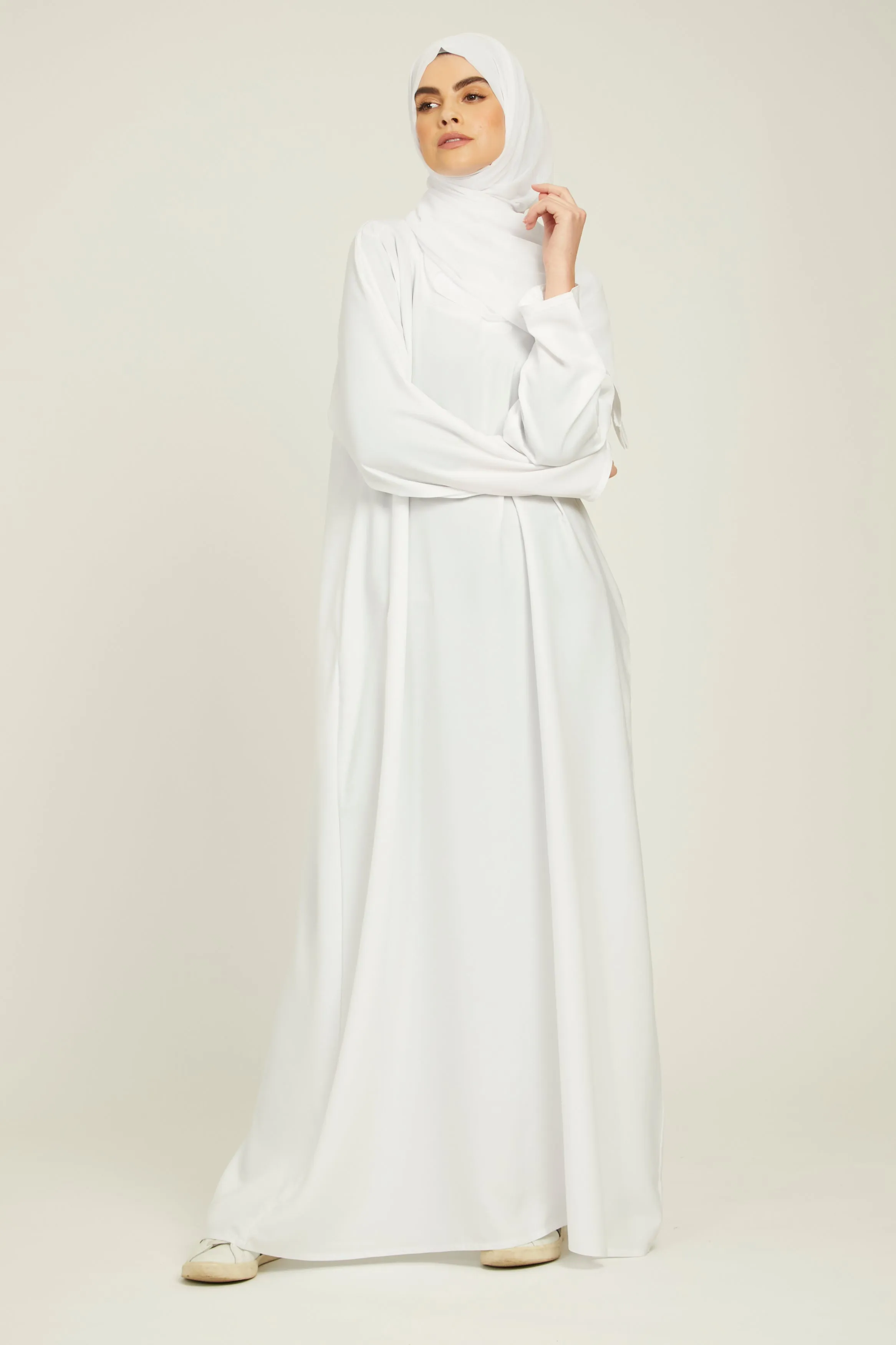 Plain Closed Abaya with Pockets - White